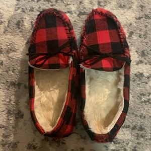 🔥Like New plaid slippers